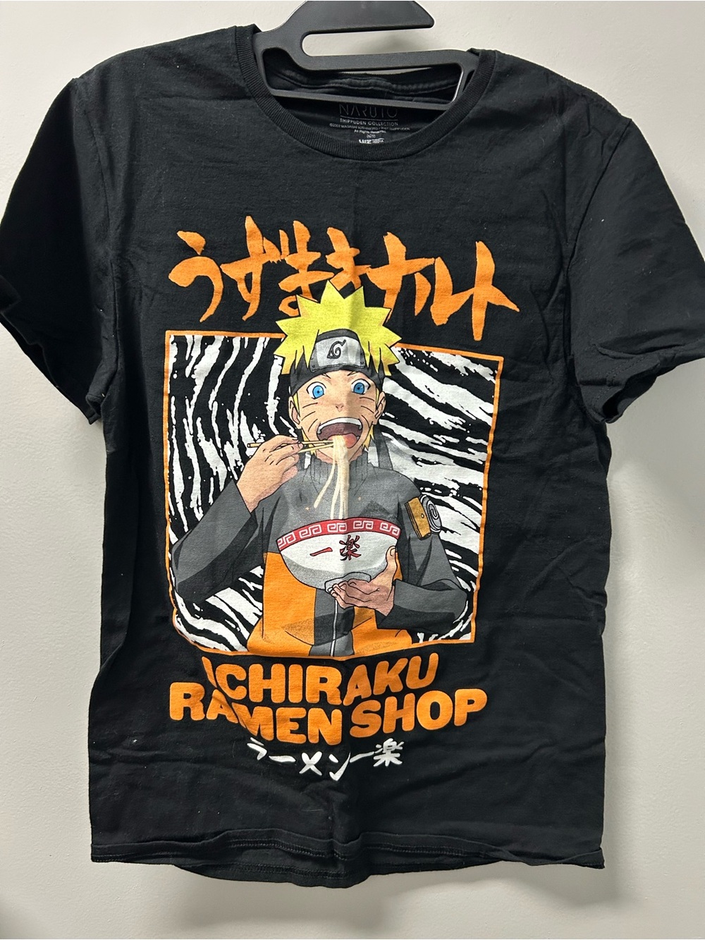 Naruto Mens Black 'Ichiraku Ramen Shop' Graphic T-Shirt Sz Small